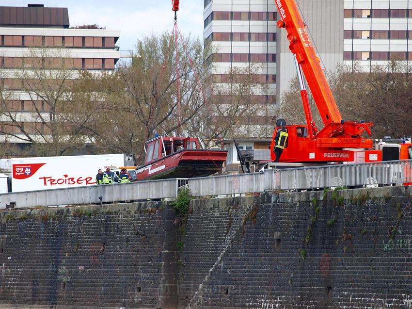 Wartungsarbeiten Rettungsboot Ursula P17.JPG